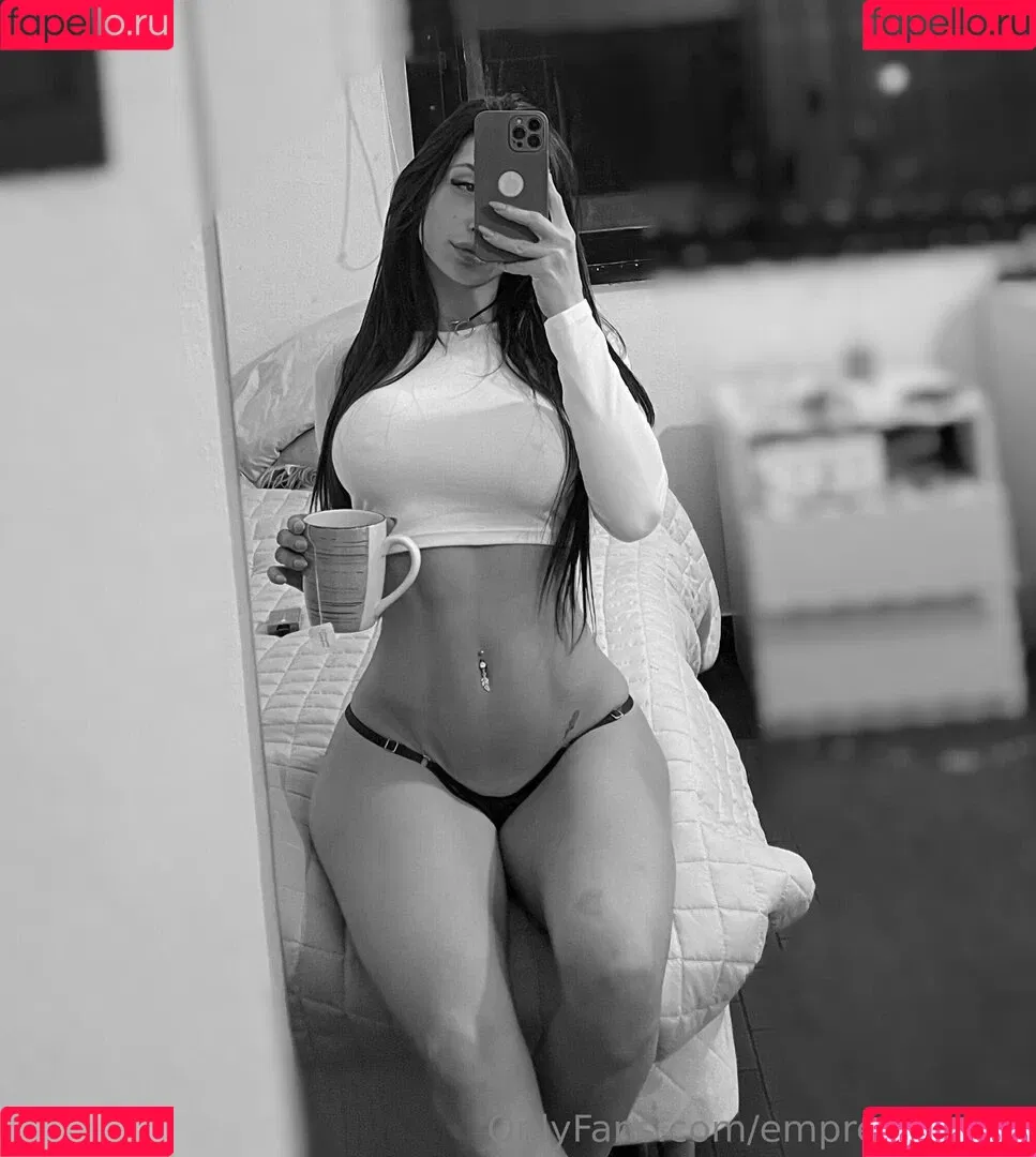 empress.mikki / empress_mikki Onlyfans Photo Gallery 