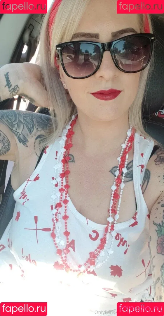inkedblondiexo / tattooblondiexo Onlyfans Photo Gallery 