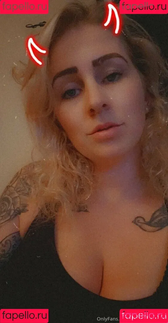 inkedblondiexo / tattooblondiexo Onlyfans Photo Gallery 