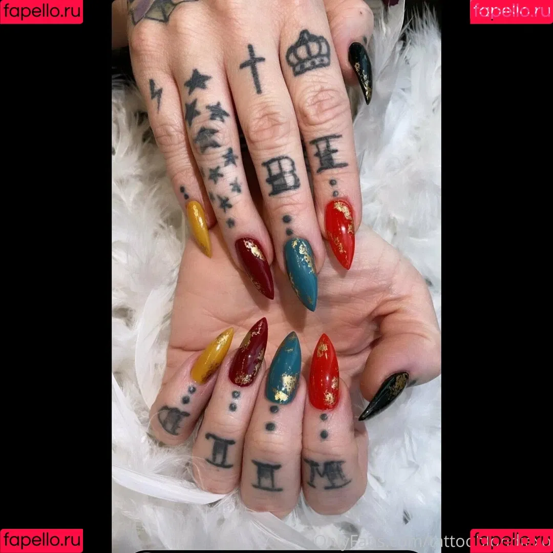 inkedblondiexo / tattooblondiexo Onlyfans Photo Gallery 