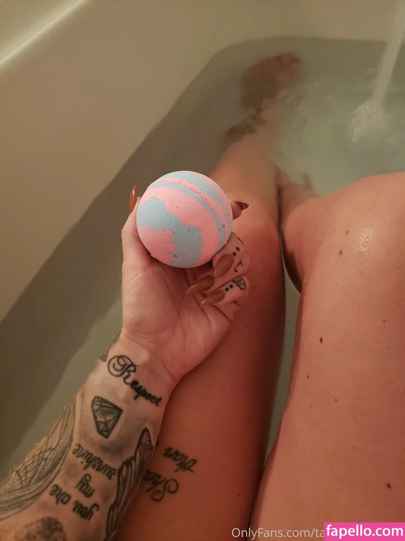 inkedblondiexo / tattooblondiexo Onlyfans Photo Gallery 