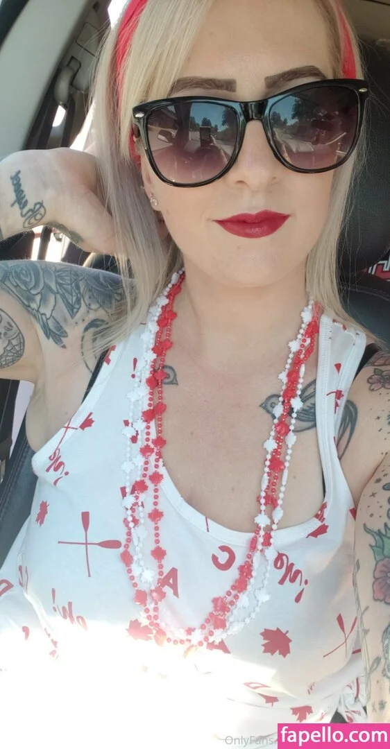 inkedblondiexo / tattooblondiexo Onlyfans Photo Gallery 