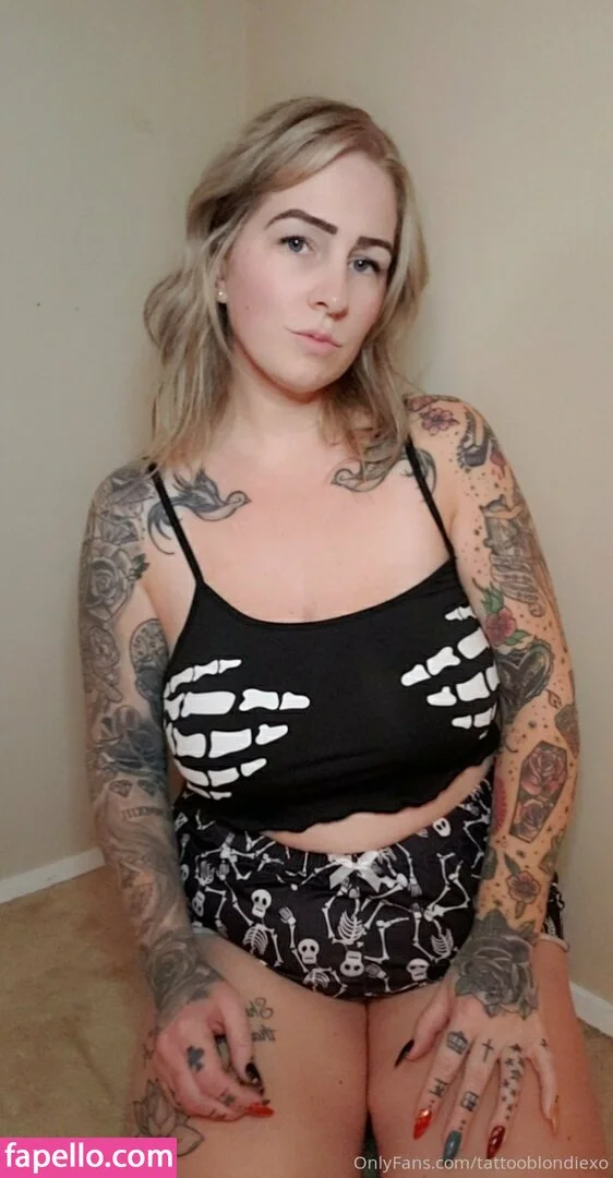 inkedblondiexo / tattooblondiexo Onlyfans Photo Gallery 