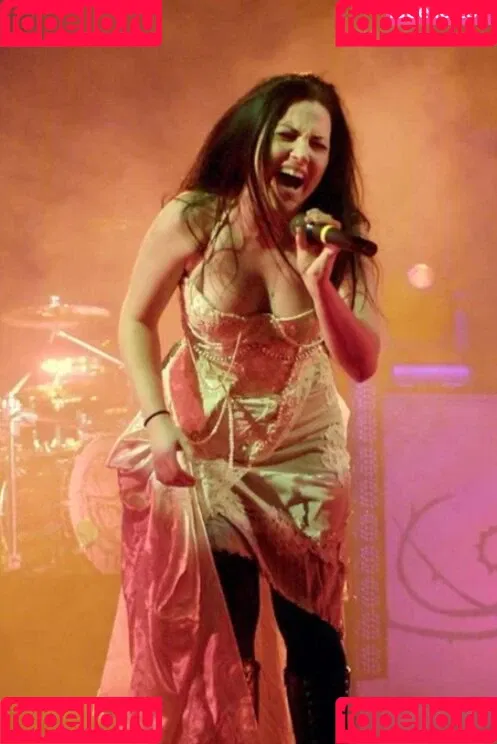 Amy Lee / AmyLee_plays / Slemgem / amyleeplays / amyythevet / youramylee Onlyfans Photo Gallery 