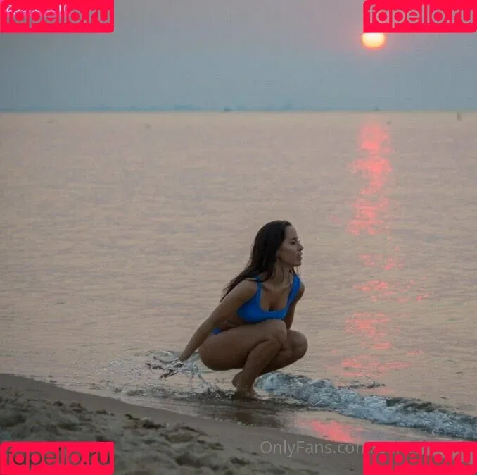 _earthlyalien_ / earthlyalien Onlyfans Photo Gallery 