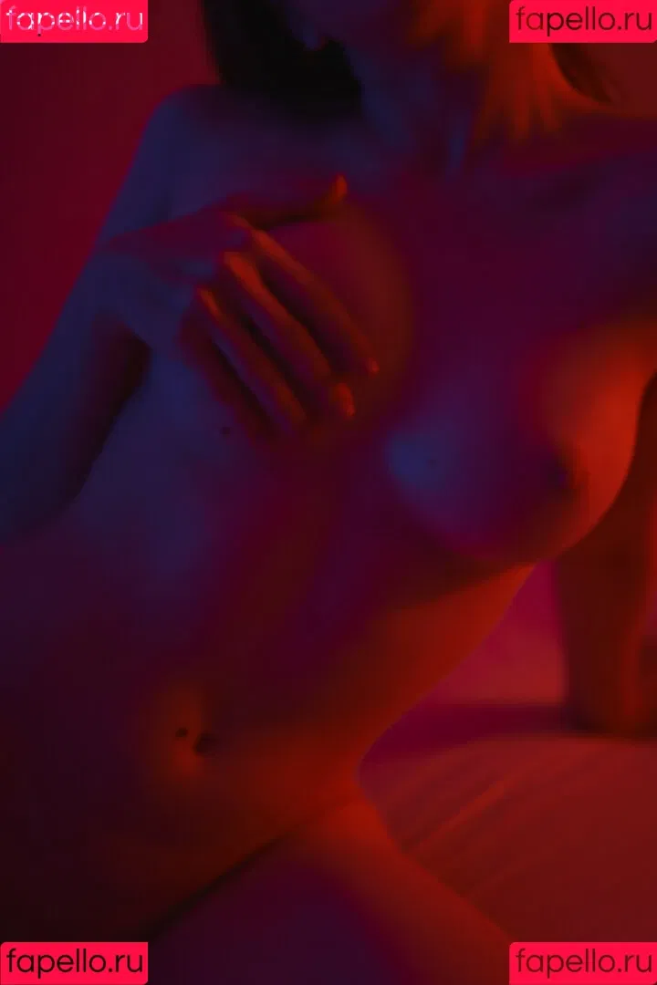 missalea / your_lulu Onlyfans Photo Gallery 