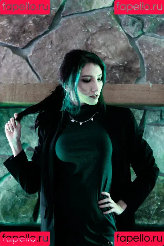 Veenacos / https: / veena.cos Onlyfans Photo Gallery 