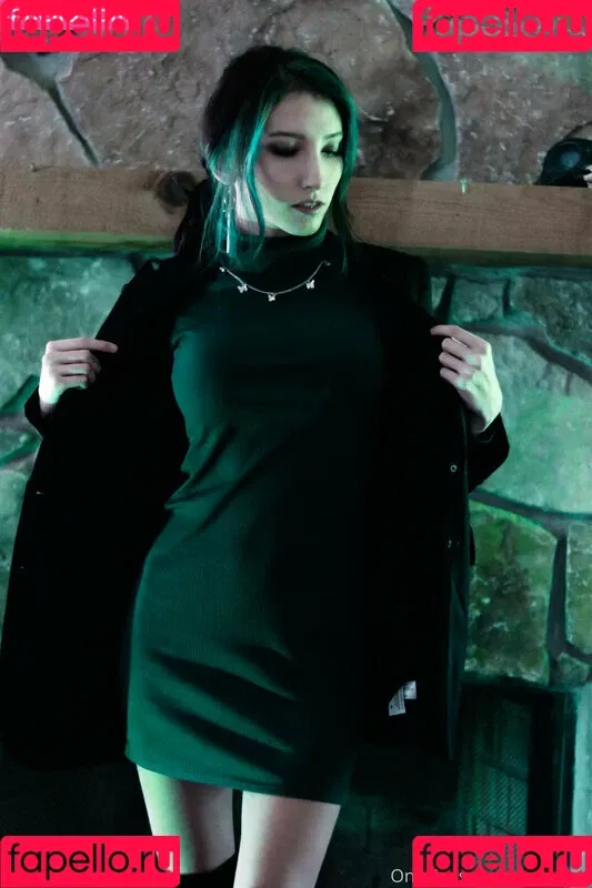 Veenacos / https: / veena.cos Onlyfans Photo Gallery 
