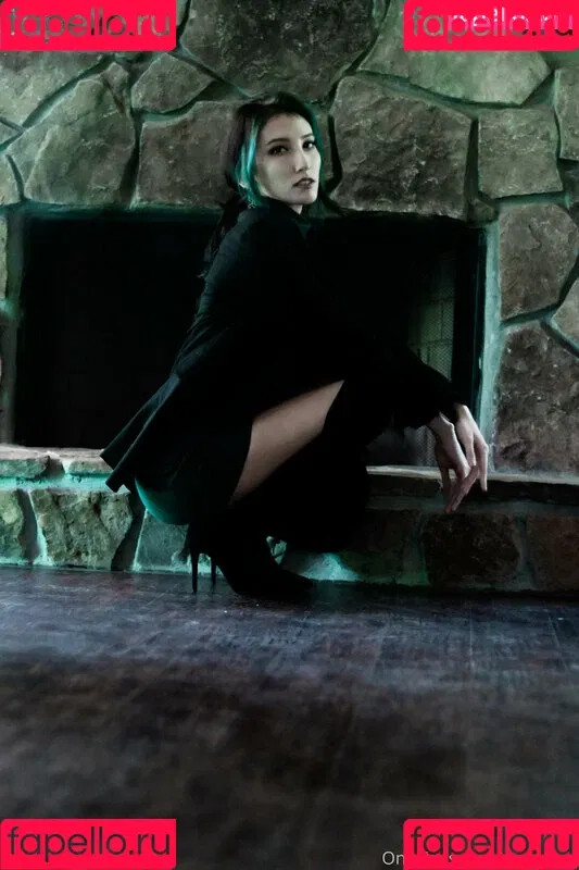 Veenacos / https: / veena.cos Onlyfans Photo Gallery 