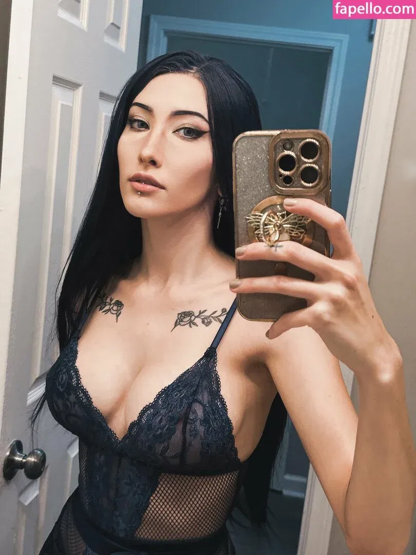 Veenacos / https: / veena.cos Onlyfans Photo Gallery 