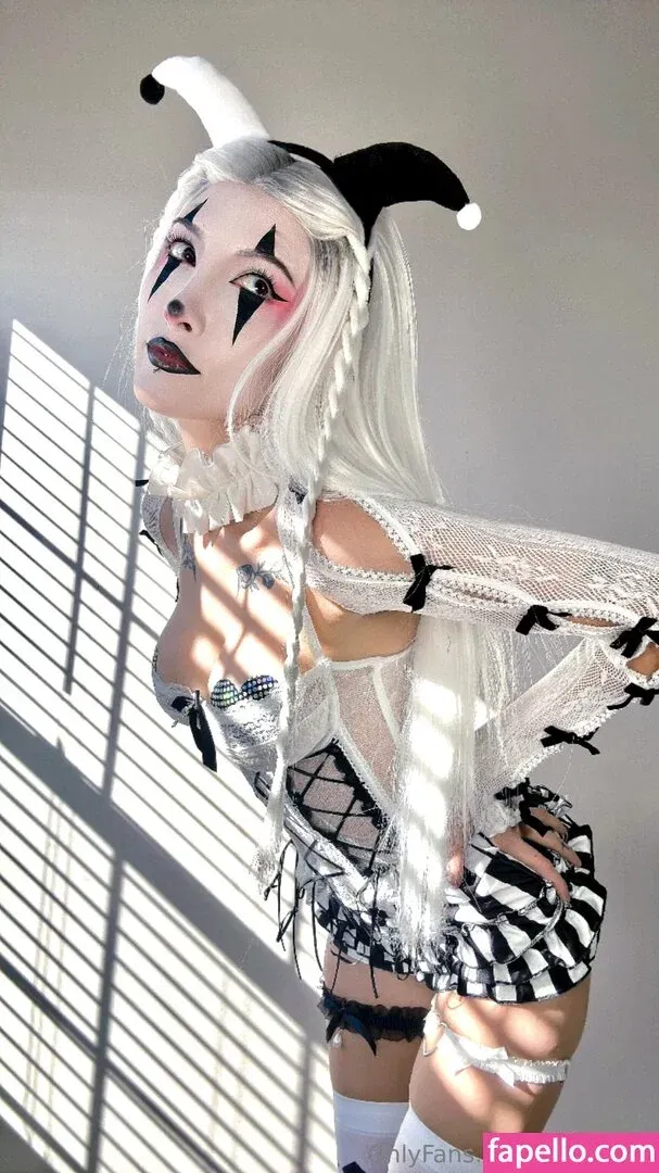 Veenacos / https: / veena.cos Onlyfans Photo Gallery 