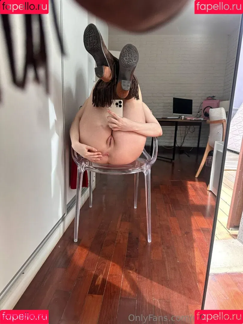 Me1adinha / deusamelada Onlyfans Photo Gallery 