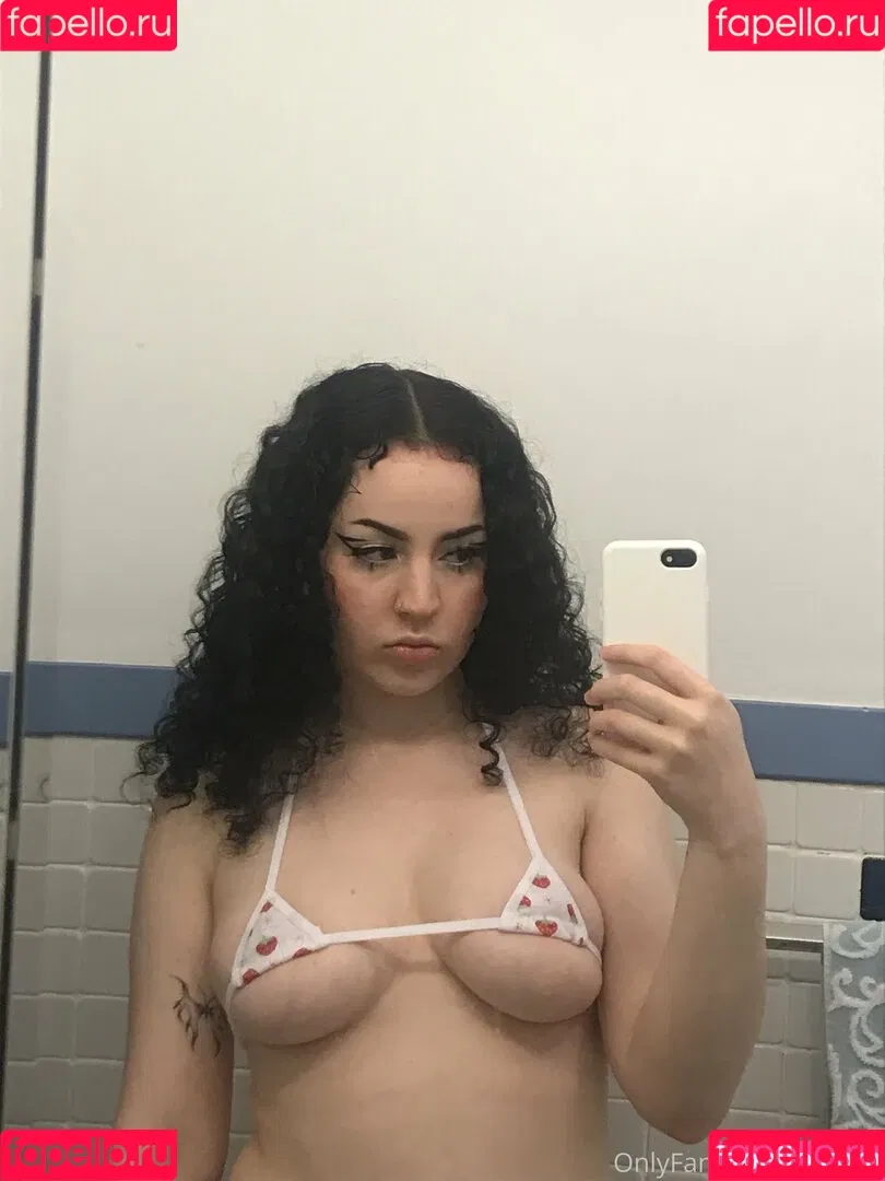 c_mgirl / c_mgirl_ / camgirl Onlyfans Photo Gallery 
