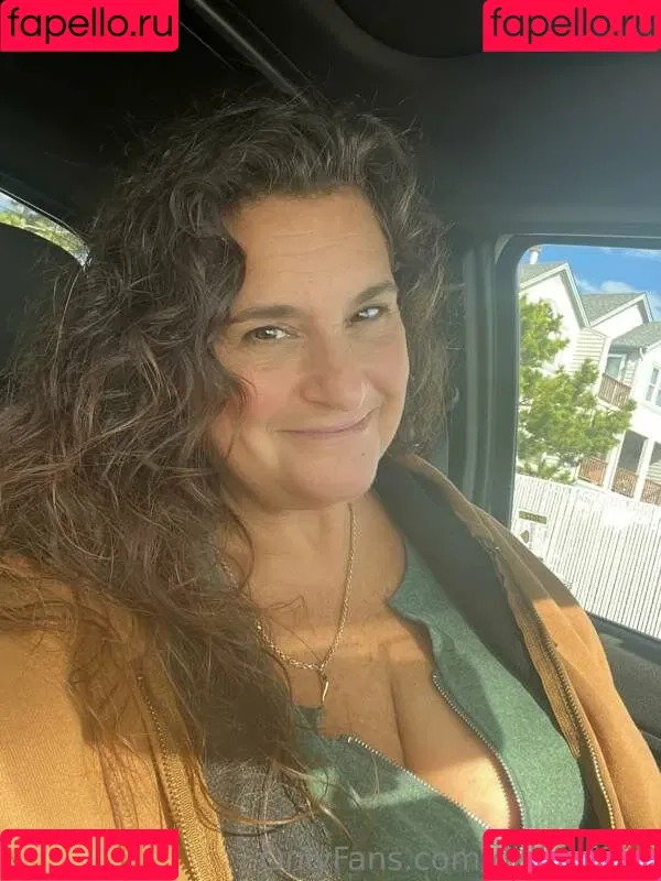 dillidillinyc / dilligaf908 Onlyfans Photo Gallery 