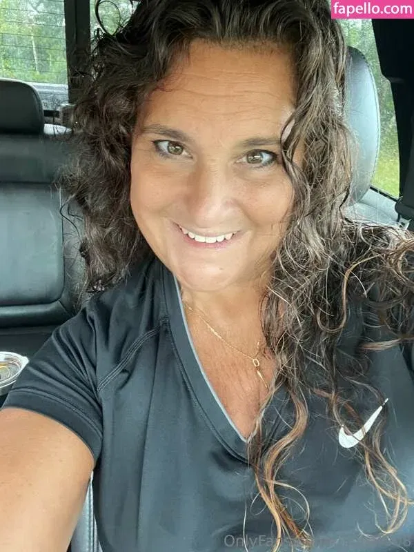 dillidillinyc / dilligaf908 Onlyfans Photo Gallery 