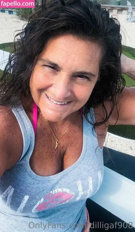 dillidillinyc / dilligaf908 Onlyfans Photo Gallery 