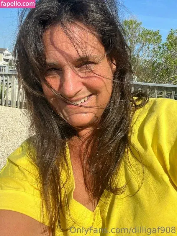 dillidillinyc / dilligaf908 Onlyfans Photo Gallery 