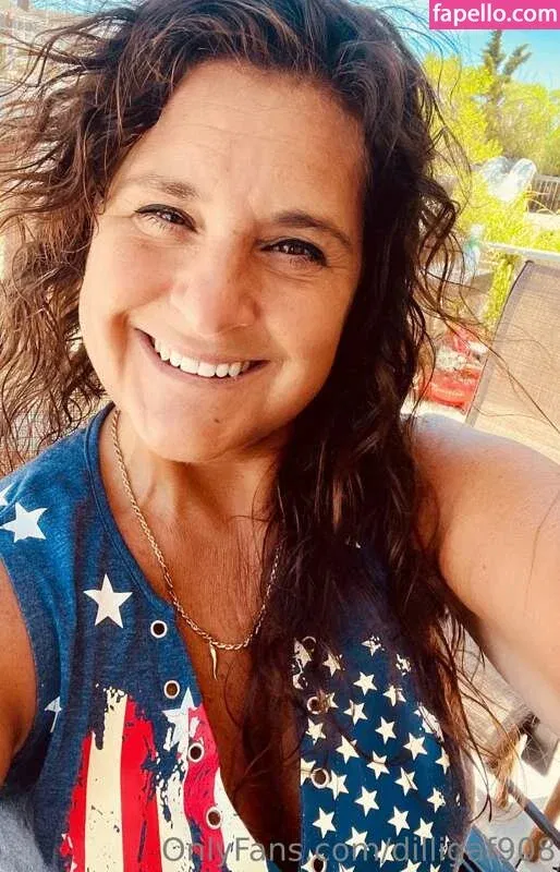 dillidillinyc / dilligaf908 Onlyfans Photo Gallery 