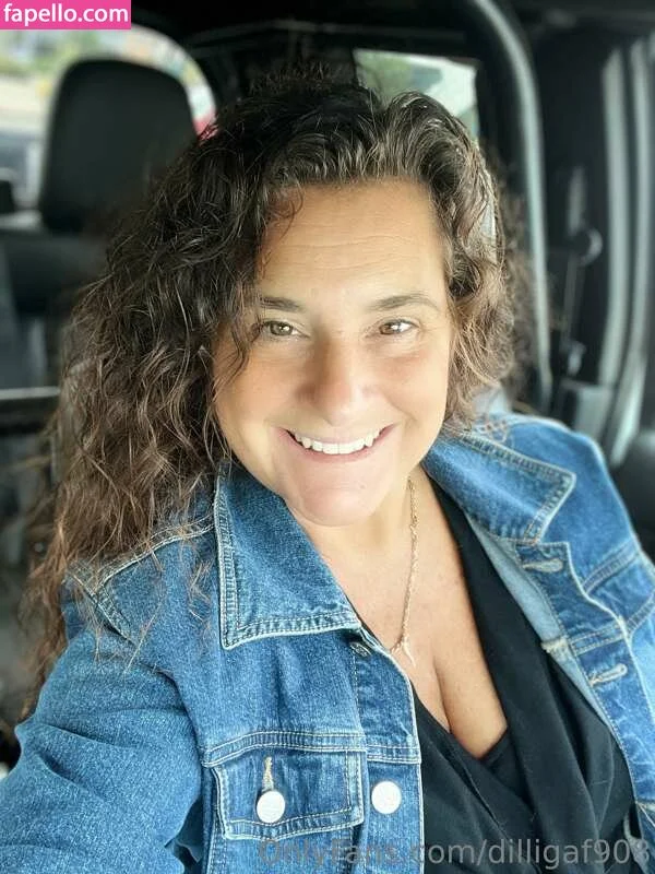 dillidillinyc / dilligaf908 Onlyfans Photo Gallery 