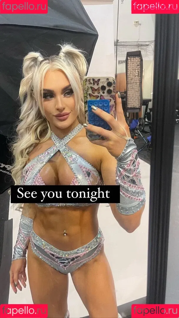 Tiffany Stratton / tiffany_stratton / tiffanywwe / tiffstrattonwwe Onlyfans Photo Gallery 