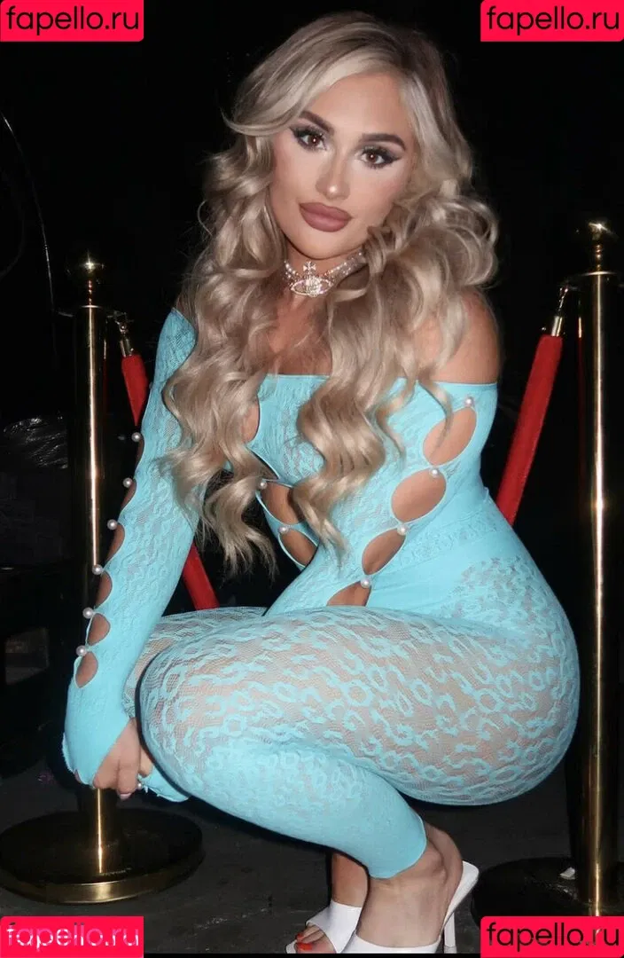 Tiffany Stratton / tiffany_stratton / tiffanywwe / tiffstrattonwwe Onlyfans Photo Gallery 