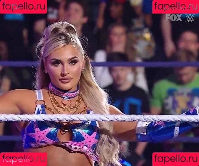 Tiffany Stratton / tiffany_stratton / tiffanywwe / tiffstrattonwwe Onlyfans Photo Gallery 