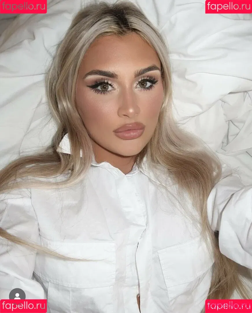 Tiffany Stratton / tiffany_stratton / tiffanywwe / tiffstrattonwwe Onlyfans Photo Gallery 