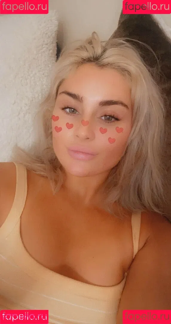Tiffany Stratton / tiffany_stratton / tiffanywwe / tiffstrattonwwe Onlyfans Photo Gallery 