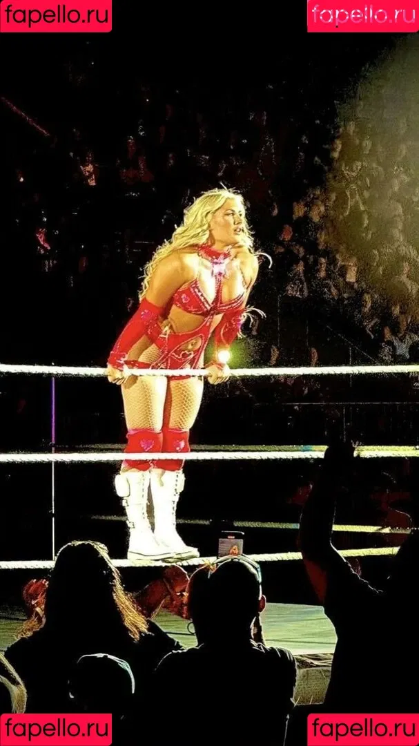Tiffany Stratton / tiffany_stratton / tiffanywwe / tiffstrattonwwe Onlyfans Photo Gallery 