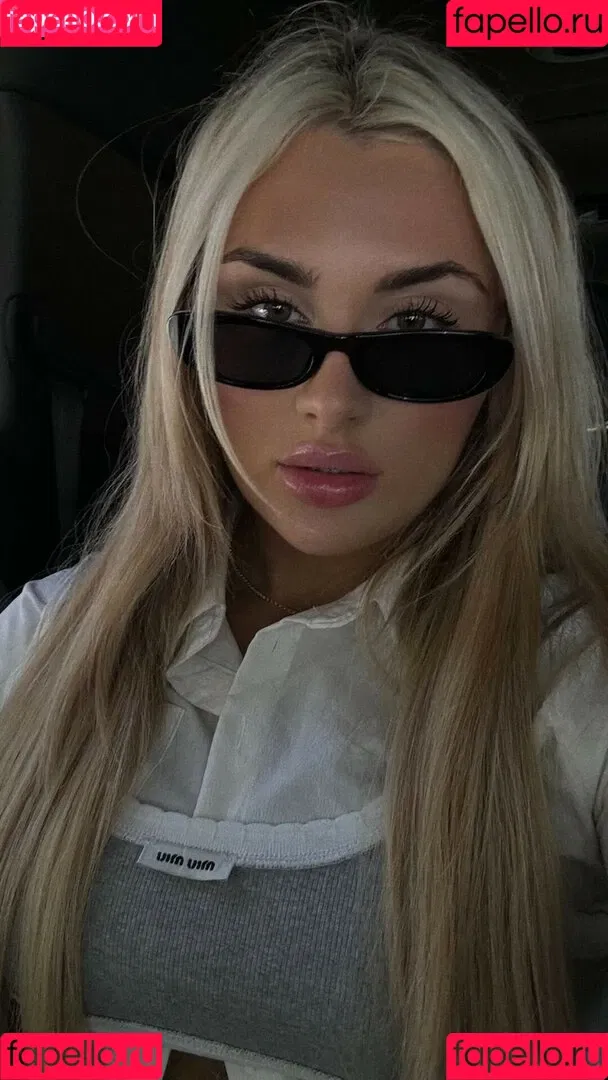 Tiffany Stratton / tiffany_stratton / tiffanywwe / tiffstrattonwwe Onlyfans Photo Gallery 