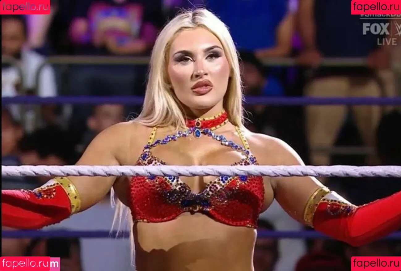 Tiffany Stratton / tiffany_stratton / tiffanywwe / tiffstrattonwwe Onlyfans Photo Gallery 