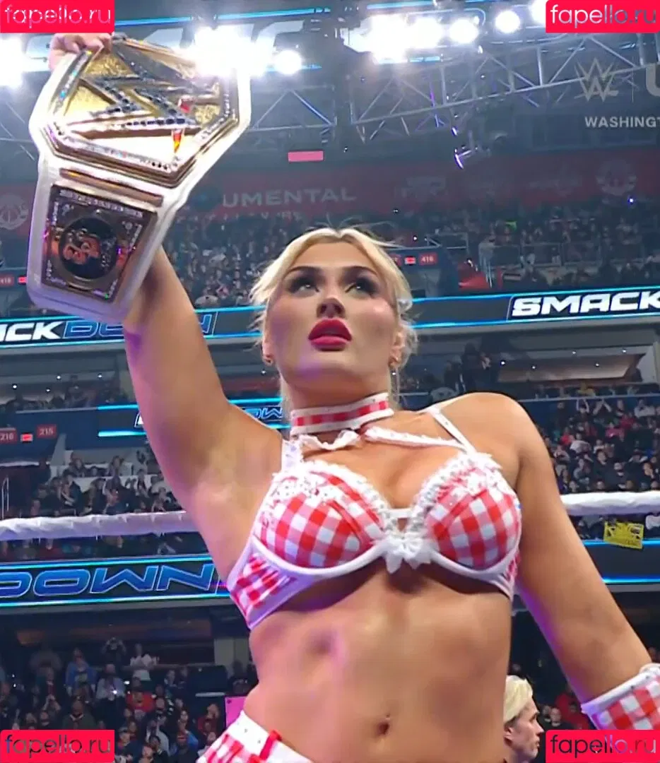 Tiffany Stratton / tiffany_stratton / tiffanywwe / tiffstrattonwwe Onlyfans Photo Gallery 