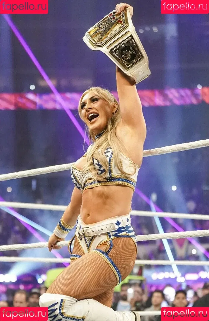 Tiffany Stratton / tiffany_stratton / tiffanywwe / tiffstrattonwwe Onlyfans Photo Gallery 