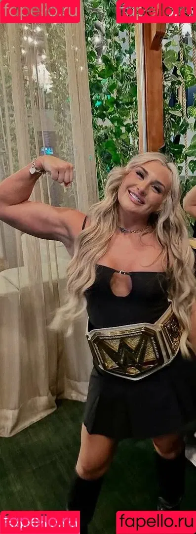 Tiffany Stratton / tiffany_stratton / tiffanywwe / tiffstrattonwwe Onlyfans Photo Gallery 