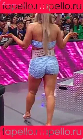 Tiffany Stratton / tiffany_stratton / tiffanywwe / tiffstrattonwwe Onlyfans Photo Gallery 