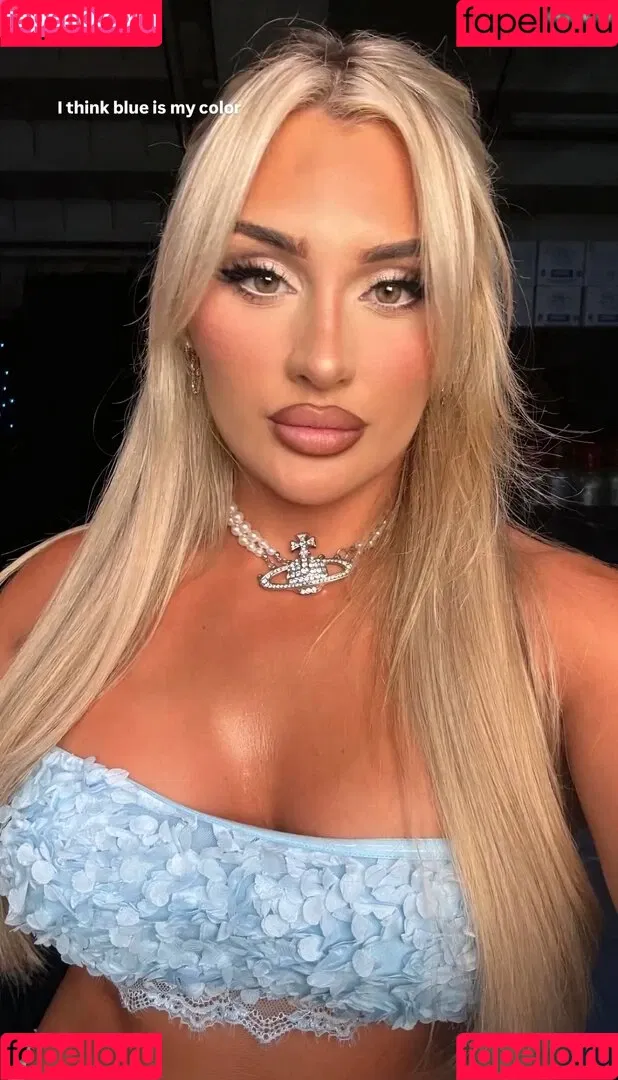 Tiffany Stratton / tiffany_stratton / tiffanywwe / tiffstrattonwwe Onlyfans Photo Gallery 