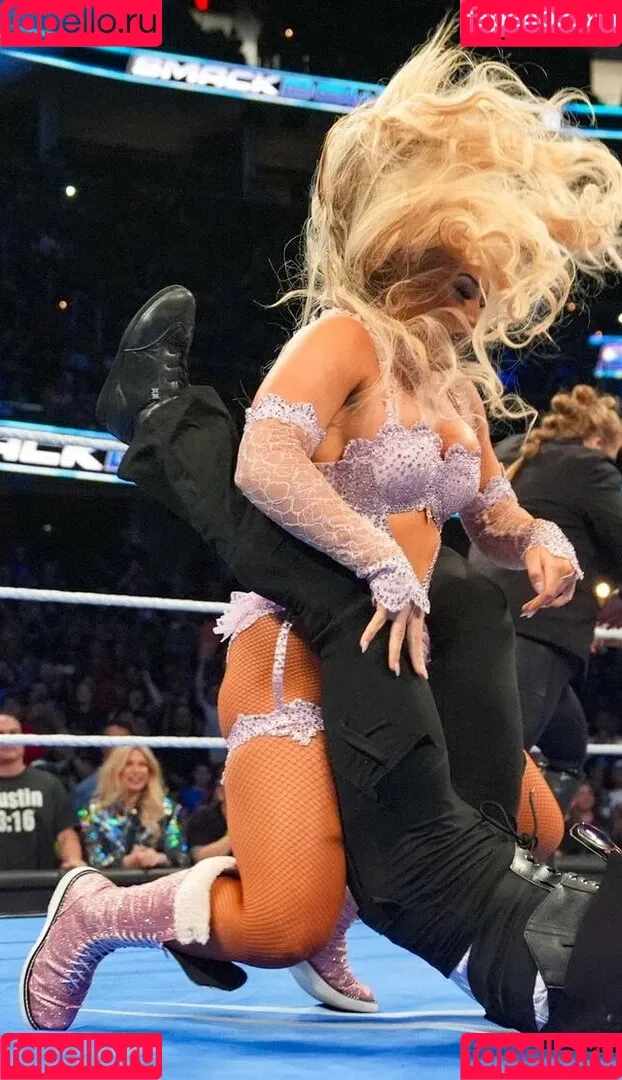 Tiffany Stratton / tiffany_stratton / tiffanywwe / tiffstrattonwwe Onlyfans Photo Gallery 