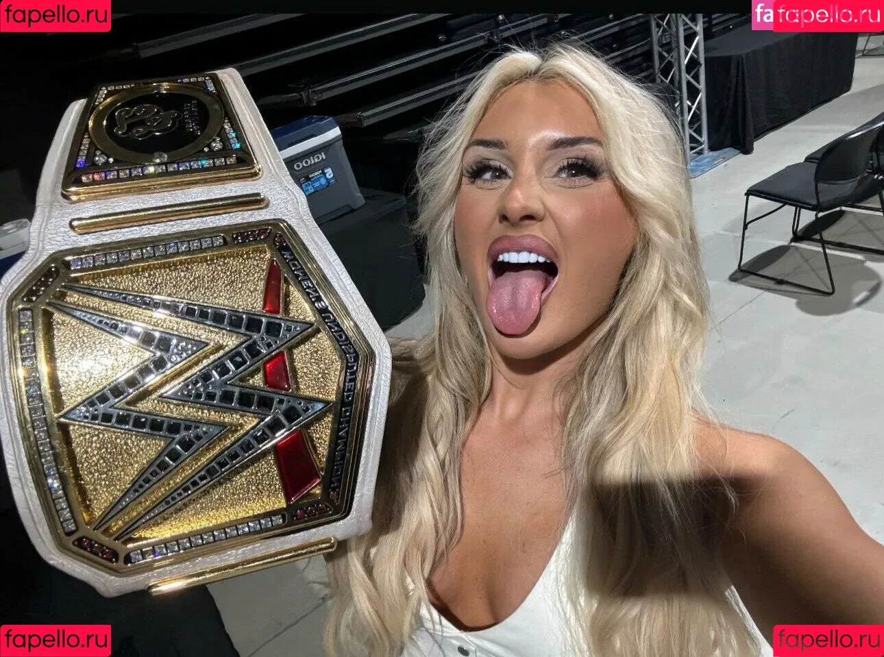 Tiffany Stratton / tiffany_stratton / tiffanywwe / tiffstrattonwwe Onlyfans Photo Gallery 