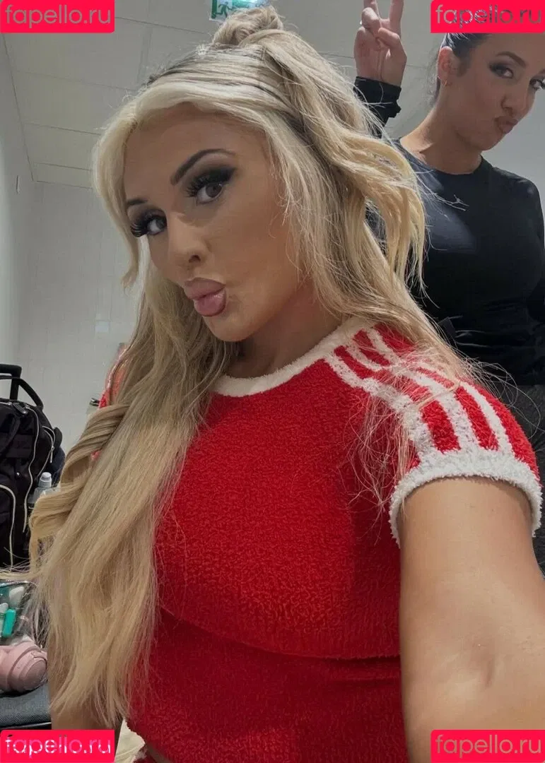 Tiffany Stratton / tiffany_stratton / tiffanywwe / tiffstrattonwwe Onlyfans Photo Gallery 