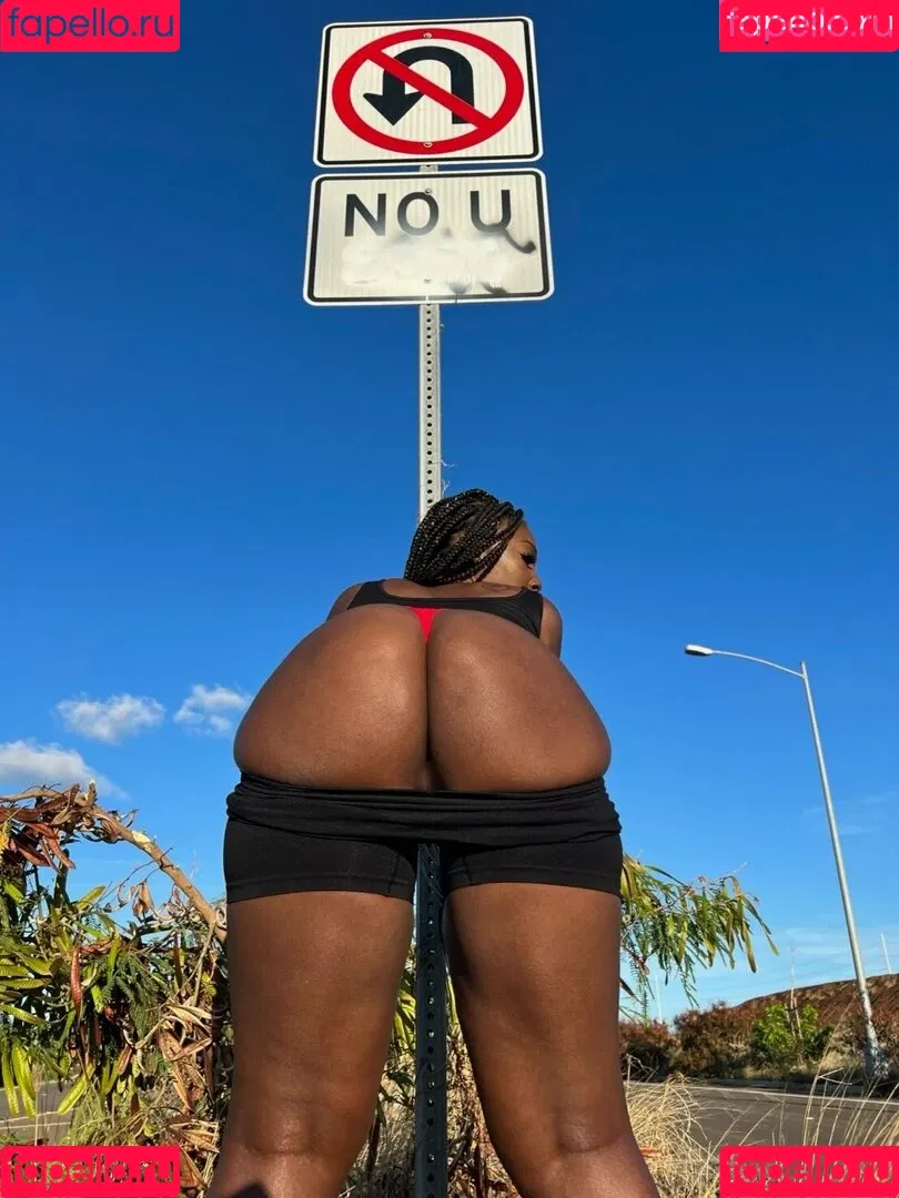 Samira 0825 / samira_0825 Onlyfans Photo Gallery 