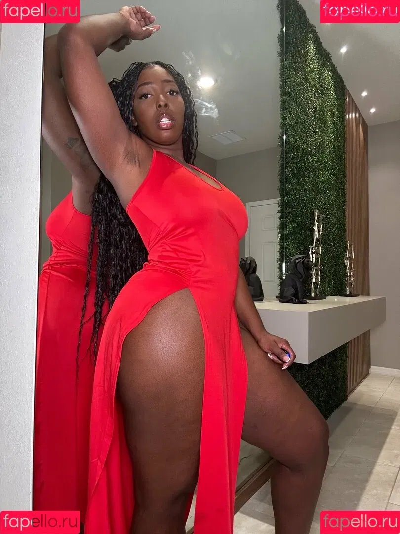 Samira 0825 / samira_0825 Onlyfans Photo Gallery 