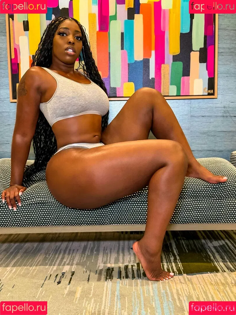 Samira 0825 / samira_0825 Onlyfans Photo Gallery 