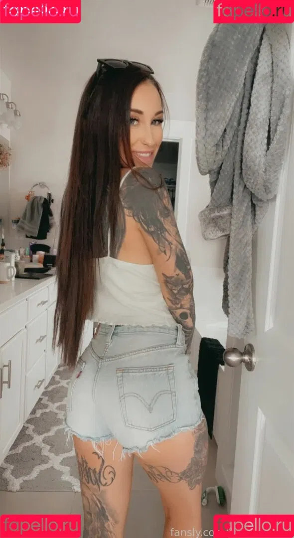 rosechevelle / rosechevellex Onlyfans Photo Gallery 