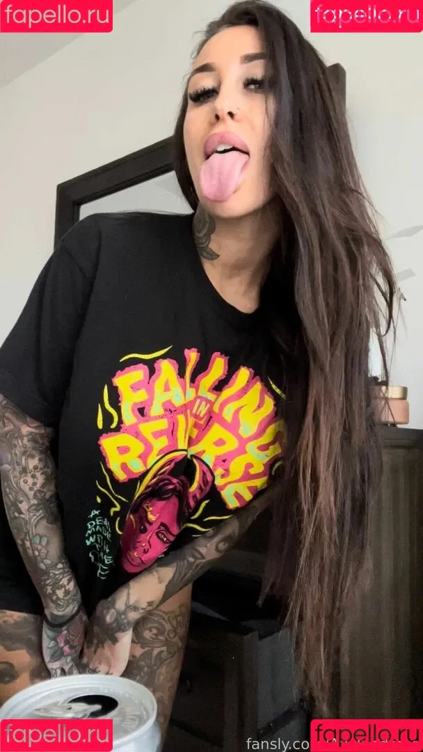 rosechevelle / rosechevellex Onlyfans Photo Gallery 