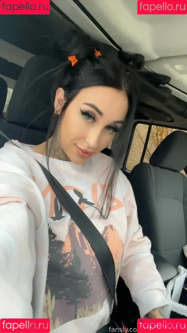 rosechevelle / rosechevellex Onlyfans Photo Gallery 