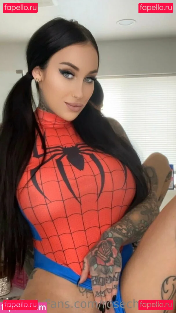 rosechevelle / rosechevellex Onlyfans Photo Gallery 