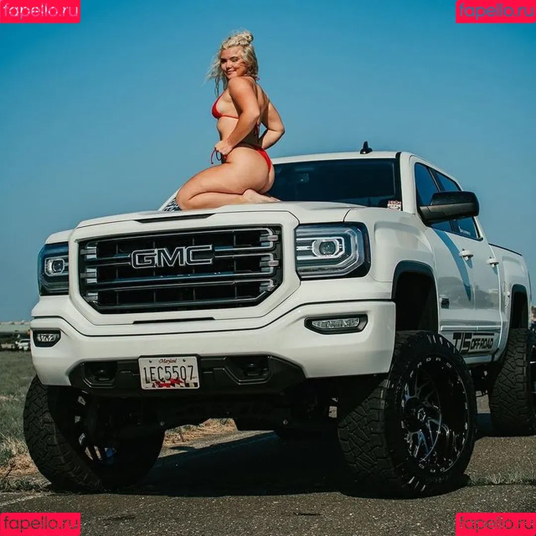Philllybabyy / fansly / madiphillipss Onlyfans Photo Gallery 