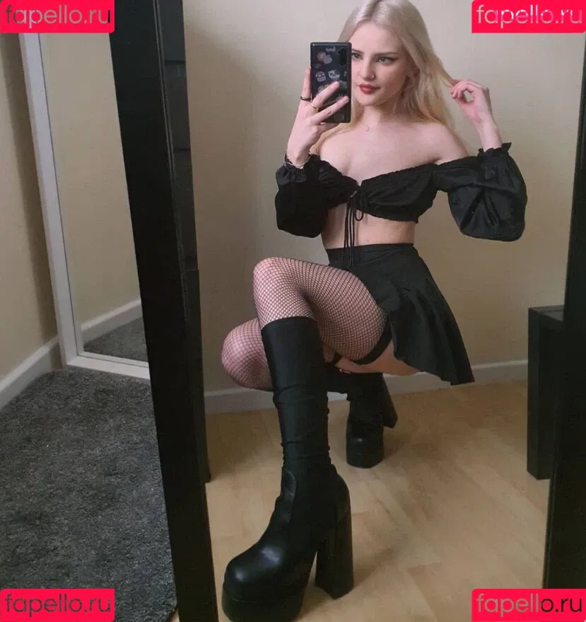 Philllybabyy / fansly / madiphillipss Onlyfans Photo Gallery 