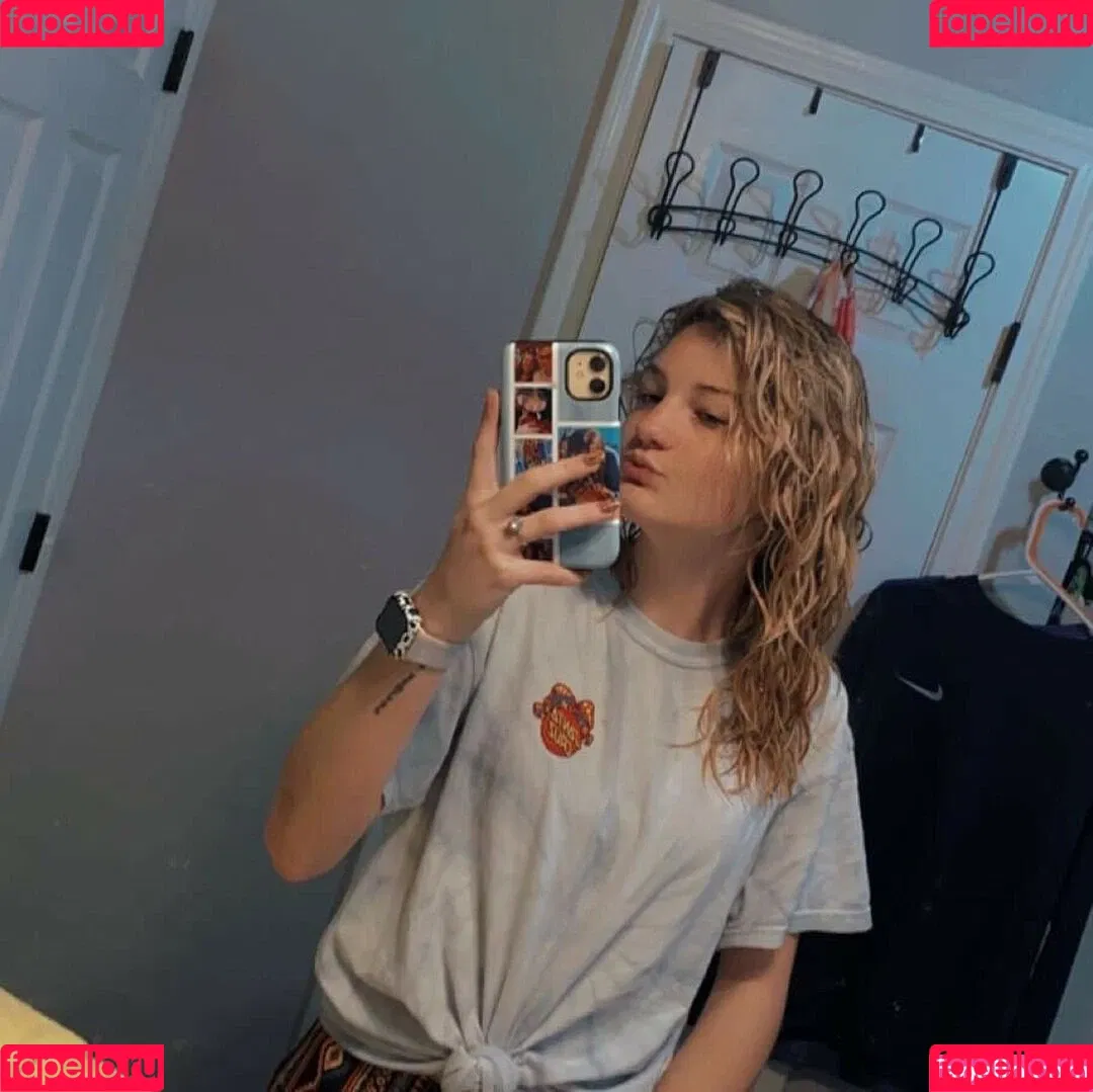 Philllybabyy / fansly / madiphillipss Onlyfans Photo Gallery 