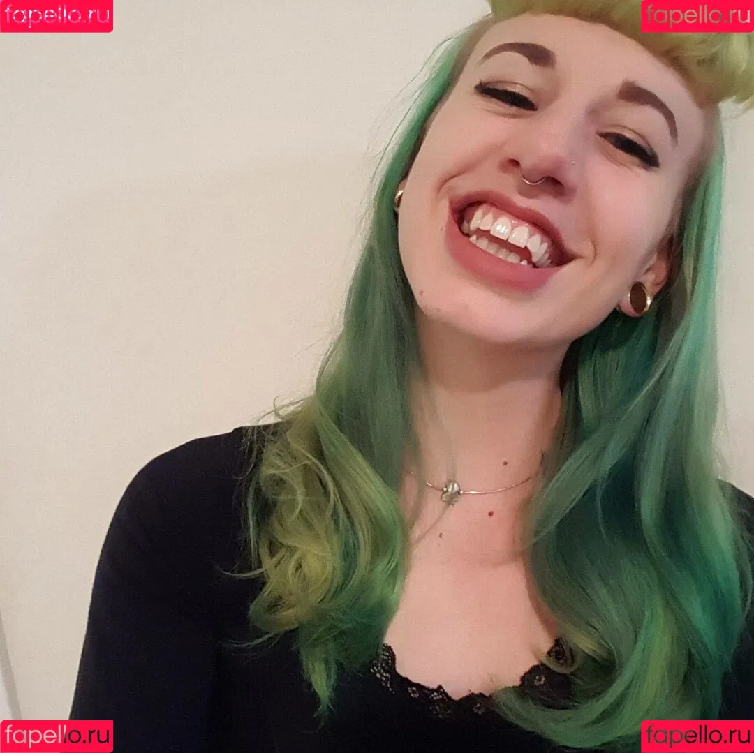 Philllybabyy / fansly / madiphillipss Onlyfans Photo Gallery 